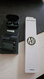 Galaxy z flip 3 128 GB met watch6 en buds, Telecommunicatie, Mobiele telefoons | Samsung, 128 GB, Ophalen of Verzenden, Zwart
