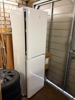 Indesit CA 55 Koel/Vriescombi, Ophalen, Gebruikt, 200 liter of meer, Met aparte vriezer