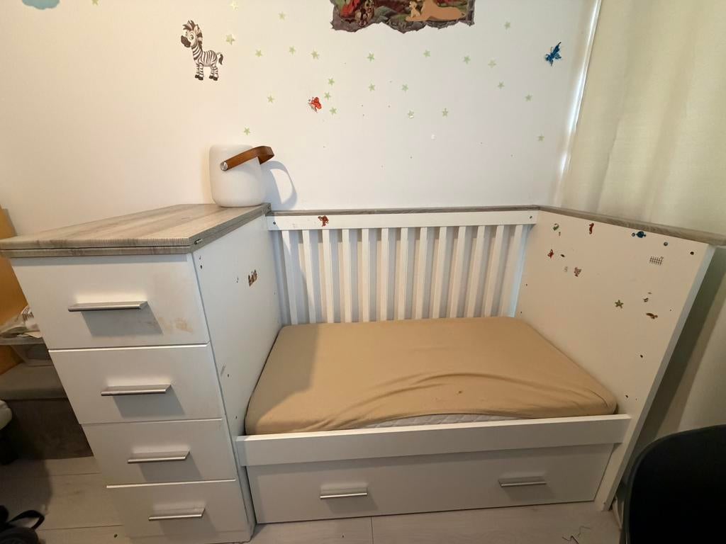 Ledikant / meegroeibed, Ophalen, Gebruikt, Jongetje of Meisje