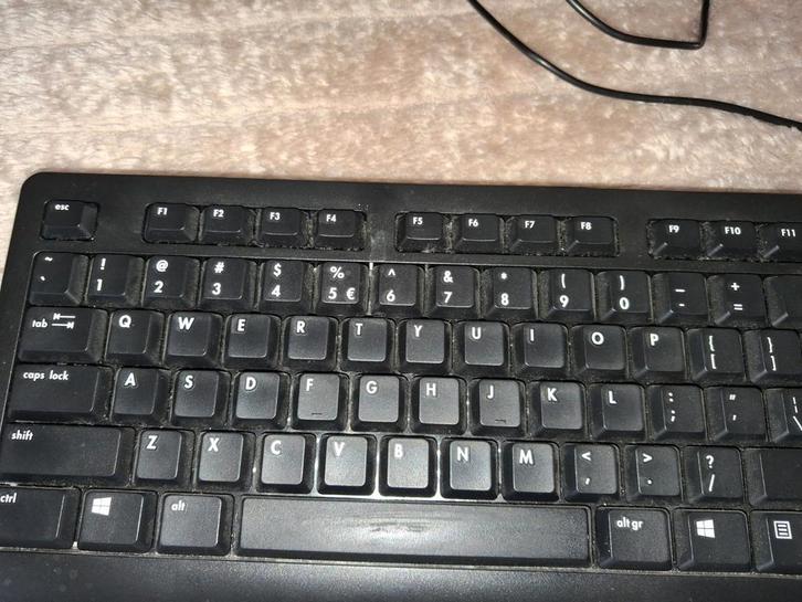 Trust Qwerty bedraad toetsenbord, Computers en Software, Toetsenborden, Zo goed als nieuw, Ophalen of Verzenden