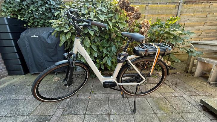QWIC Premium MN7D+ dames L (2022) 625 Wh accu, Fietsen en Brommers, Elektrische fietsen, Gebruikt, Qwic, 51 tot 55 cm, 50 km per accu of meer