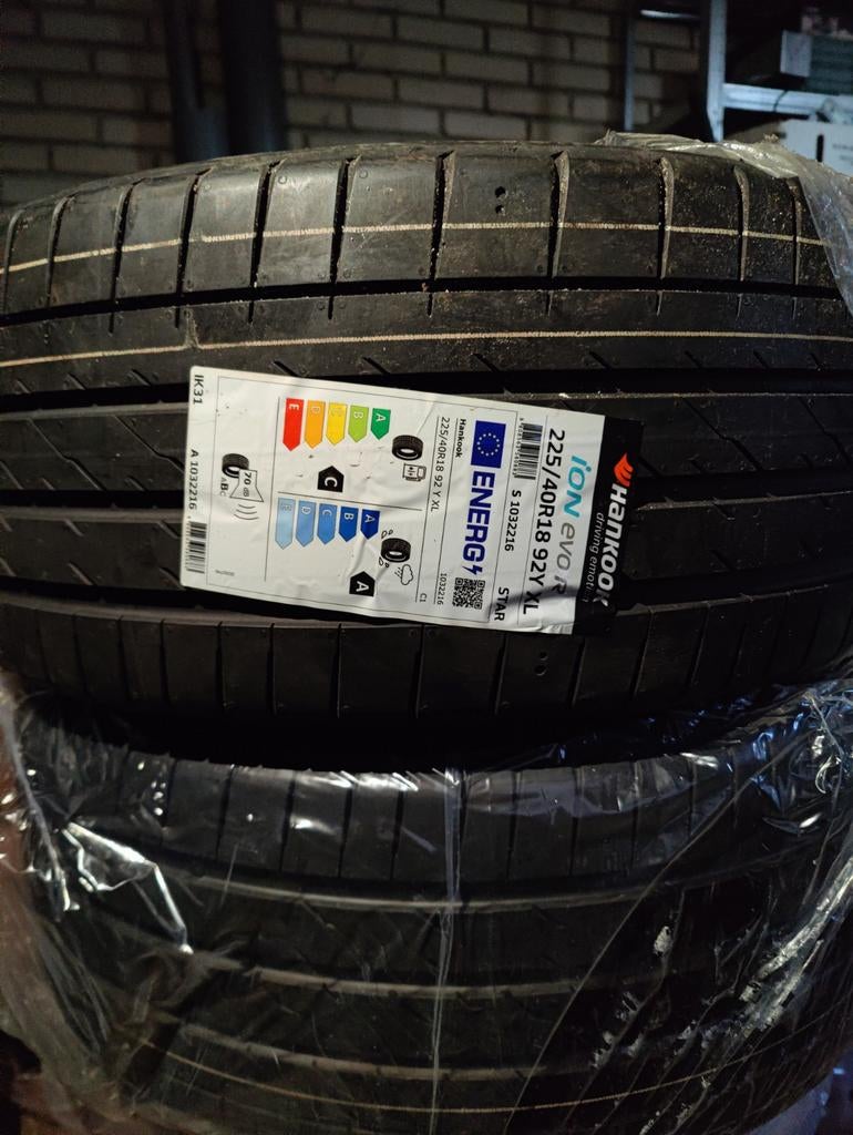 2x Nieuwe Hankook iON R 225/40 R18 banden, Ophalen of Verzenden, Nieuw