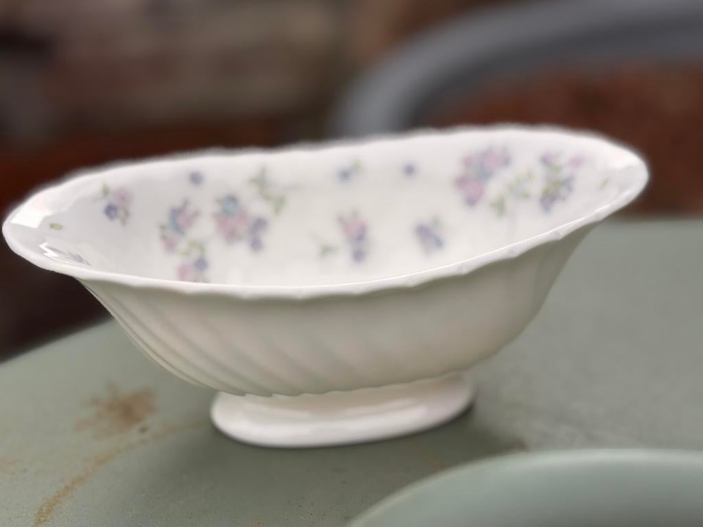 Wedgwood april flowers schaaltje, Ophalen