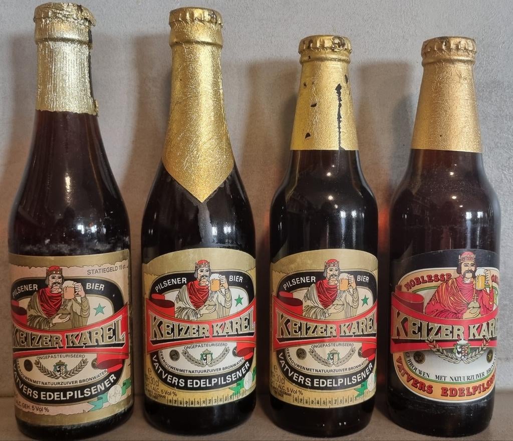 Keizer Karel <'87, '87, '88, '92 - Br. De Kruik, Oosterhout, Verzamelen, Biermerken, Ophalen of Verzenden, Zo goed als nieuw, Glas of Glazen
