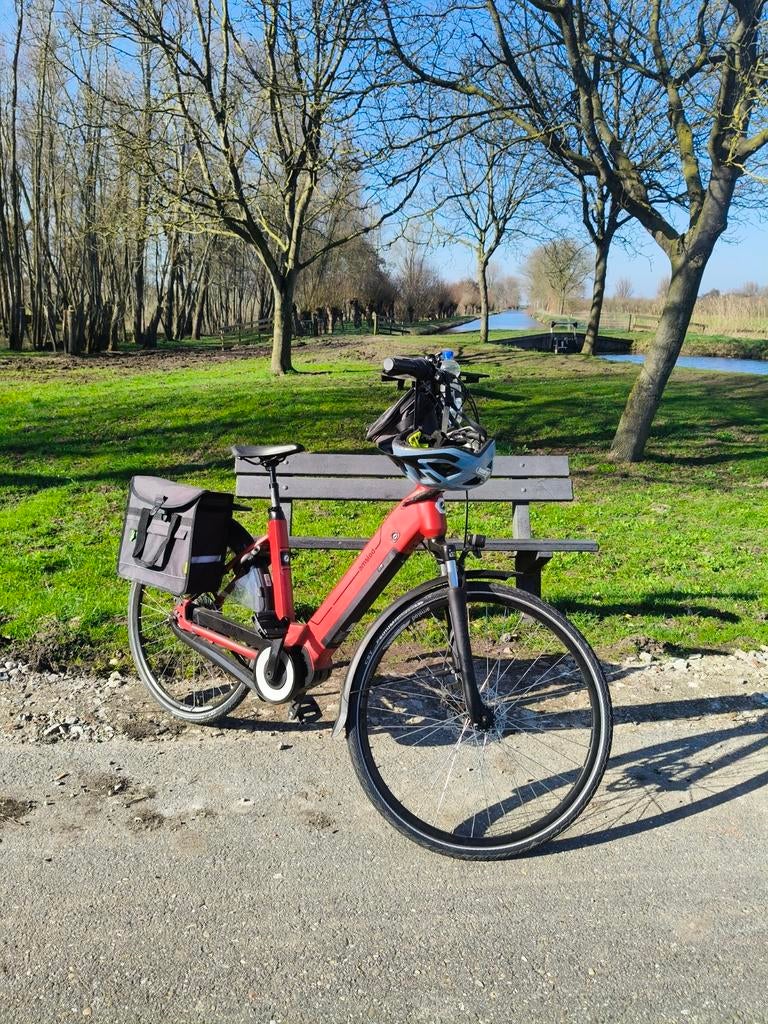 Elektrische fiets 2 jr jong weinig km,s, Fietsen en Brommers, Elektrische fietsen, 51 tot 55 cm, Ophalen of Verzenden, Zo goed als nieuw
