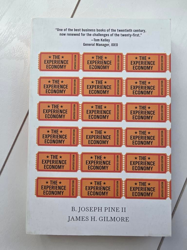 The Experience Economy - B. Joseph Pine II & James Gilmor, Ophalen of Verzenden, Zo goed als nieuw, Economie en Marketing, B. Joseph Pine II, James H. Gilmore