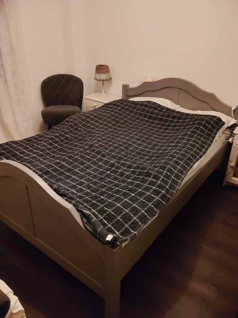 Gratis bed 160 met lattenbodem matras en matras beschermers, Gebruikt, Tweepersoons, Ophalen of Verzenden, 160 cm
