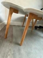 Set van twee salontafels, wit met houten poten, Ophalen, Gebruikt, 50 tot 100 cm, Overige vormen