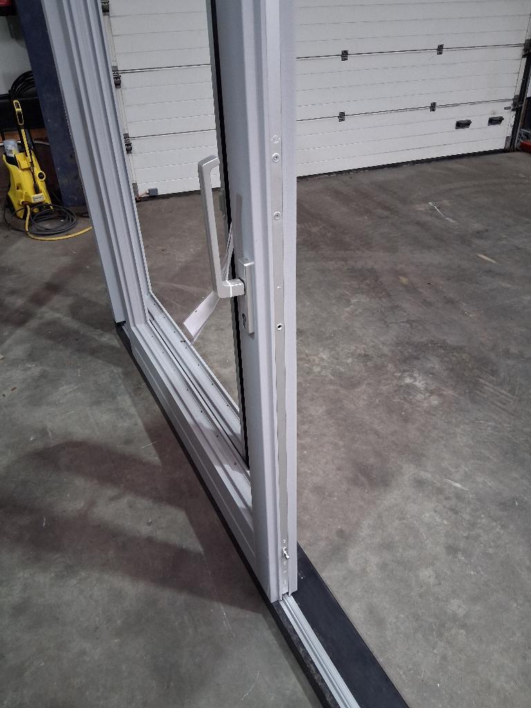 Nieuw XXL schuifpui triple bezorgen factuur mogelijk, 225 cm of meer, Ophalen of Verzenden, Zo goed als nieuw, Hout