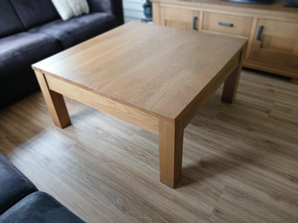 Massief eiken salon tafel 100 x 100., Ophalen, Gebruikt, 50 tot 100 cm, 50 tot 100 cm