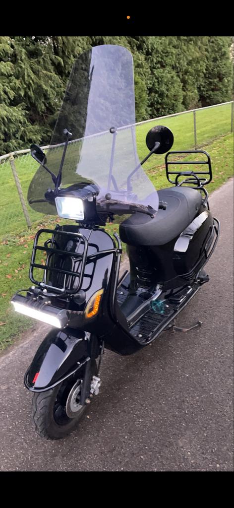 AGM Vx50 Scooter met smokey scherm, Ophalen, Gebruikt, Overige typen, Overige merken