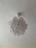 IKEA hanglamp - Witte papieren bloem design, Huis en Inrichting, Lampen | Hanglampen, Ophalen, Gebruikt, Overige materialen, 50 tot 75 cm