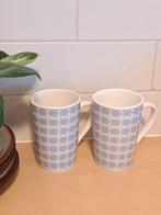Witte mokken met lichtblauw tegelmotief - Nieuw!, Huis en Inrichting, Keuken | Servies, Ophalen of Verzenden, Nieuw, Keramiek