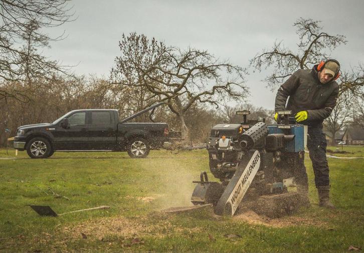 Stobbenfrezen/Stronkenfrezen stobbenfrees, Diensten en Vakmensen, Tuinmannen en Stratenmakers