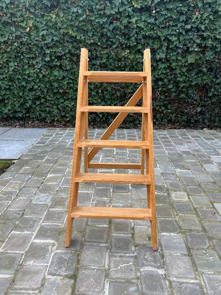 grenenhouten werktrap, Doe-het-zelf en Verbouw, Hout en Planken, Zo goed als nieuw, Overige typen, Grenen, Minder dan 200 cm, Minder dan 25 mm