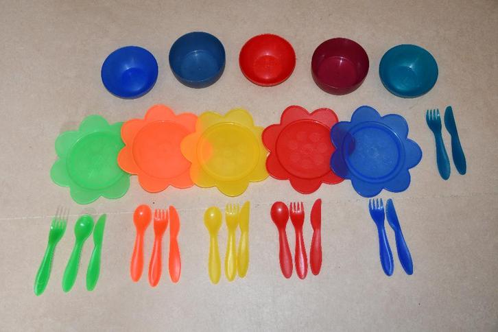 Sets plastic soepbollen en borden voor kinderen met bestek, Huis en Inrichting, Keuken | Servies, Gebruikt, Overige typen, Overige stijlen