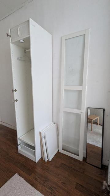 Ikea Pax 50x58x236 + Tyssedal deur en inrichting  beschikbaar voor biedingen