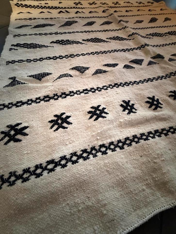 Marokkaans kelim vloerkleed - Handgeknoopt, Nieuw, Huis en Inrichting, Stoffering | Tapijten en Kleden, Nieuw, 100 tot 150 cm