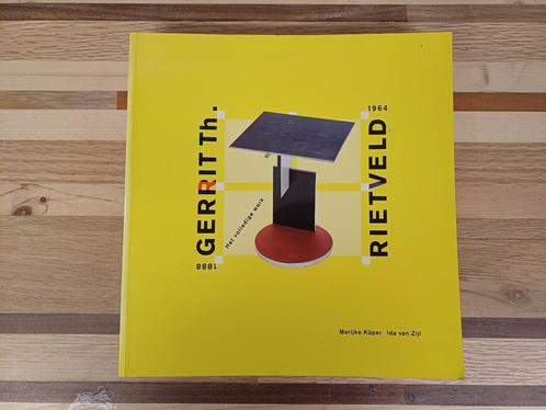 Gerrit Th. Rietveld 1888-1964 - het volledige werk, Boeken, Kunst en Cultuur | Architectuur, Zo goed als nieuw, Ophalen of Verzenden