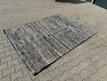 Vloerkleed "lapjes" - Uniek en handgemaakt! beschikbaar voor biedingen