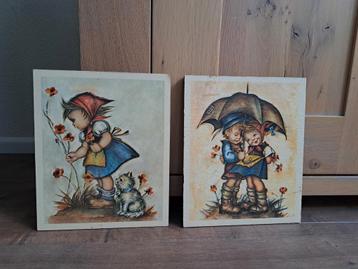 2 Vintage Hummel prentjes op hardboard 27 bij 23 cm 1974 pst beschikbaar voor biedingen
