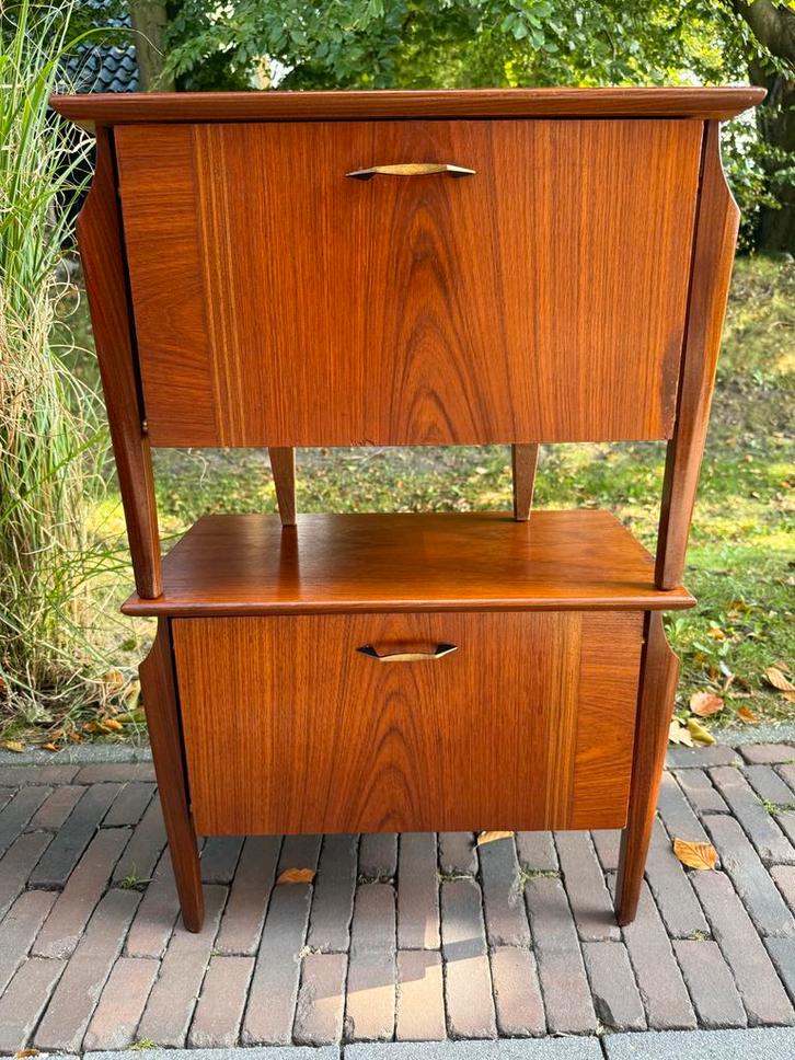 Van Teeffelen Wébé Nachtkastjes Set - Sixties, Huis en Inrichting, Kasten | Dressoirs, Gebruikt, Minder dan 50 cm, 25 tot 50 cm