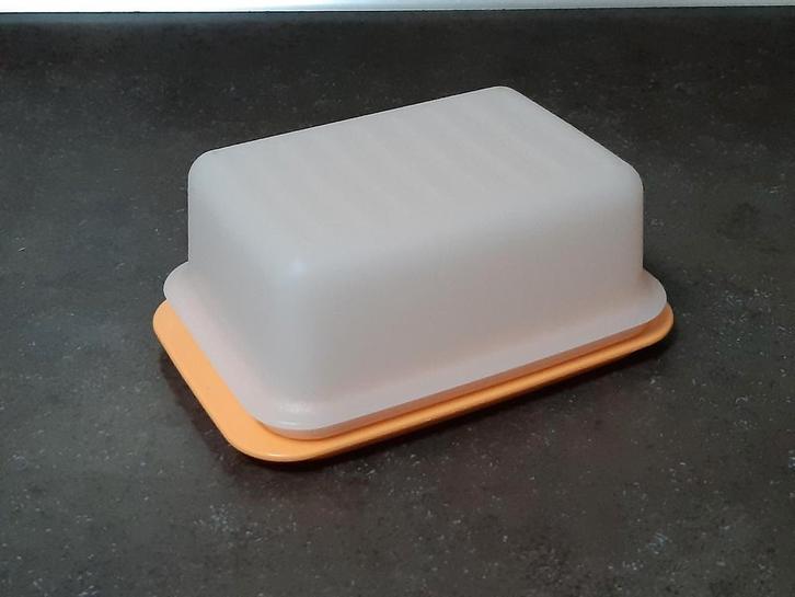 Tupperware botervloot nieuwstaat oranje/wit, Huis en Inrichting, Keuken | Tupperware, Zo goed als nieuw, Wit, Oranje, Ophalen of Verzenden