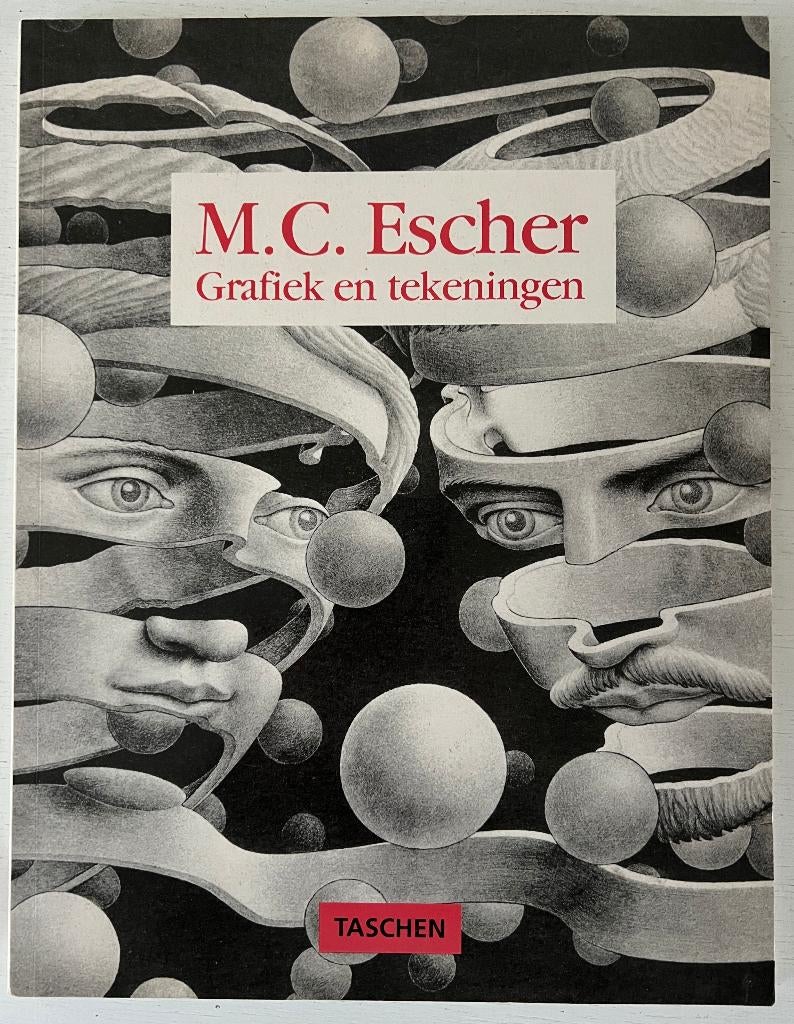 M.C. Escher - Grafiek en Tekeningen, Ophalen of Verzenden, Zo goed als nieuw, Grafische vormgeving