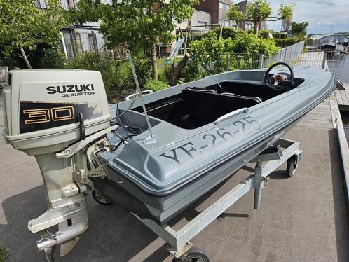 Scorpio 360 speedboot / 30pk suzuki / refit., Watersport en Boten, Speedboten, Zo goed als nieuw, 3 tot 6 meter, Benzine, Minder dan 70 pk
