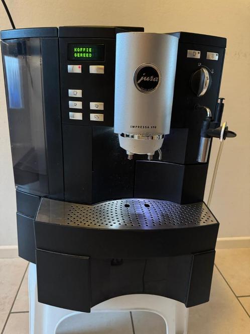 Jura Impressa X90, Witgoed en Apparatuur, Koffiezetapparaten, Gebruikt, Gemalen koffie, Koffiebonen, Koffiemachine, 10 kopjes of meer