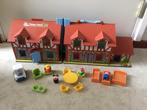 Fisher Price huis met garage en auto, Ophalen of Verzenden, Zo goed als nieuw, Speelset