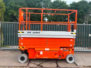 JLG 3246 ES schaarlift 12m JLG hoogwerker (bj 2011) beschikbaar voor biedingen