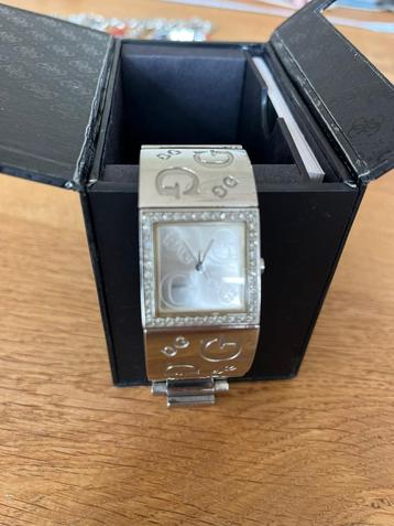 GUESS HORLOGE beschikbaar voor biedingen