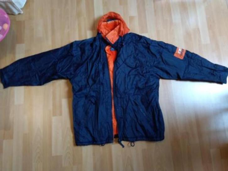 Blauw-oranje outdoor jas, Kleding | Dames, Jassen | Winter, Gedragen, Maat 38/40 (M), Blauw, Ophalen of Verzenden