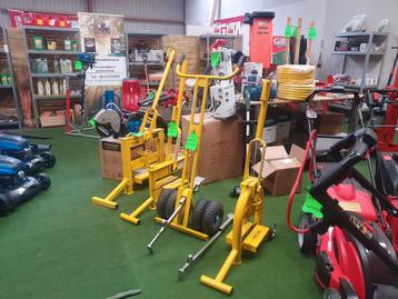 Stratenmakers gereedschap Steenknipper/tegeltiller/trilplaat beschikbaar voor biedingen
