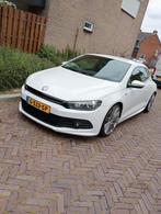 Volkswagen 2011 Wit, Auto's, Voorwielaandrijving, 65 €/maand, Stof, 4 cilinders