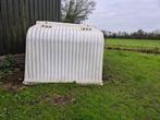 Schuilstal iglo shetlander schaap geit, Weidegang, 2 of 3 paarden of pony's
