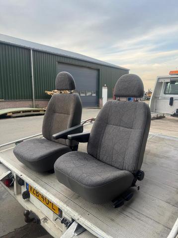 Ford transit bestuurdersstoel+passagiersstoel! Camper beschikbaar voor biedingen