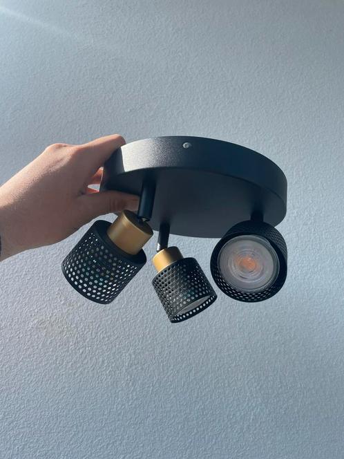 Philips Niall plafond spot  *NIEUW*, Huis en Inrichting, Lampen | Spots, Nieuw, Plafondspot of Wandspot, Metaal of Aluminium, Led