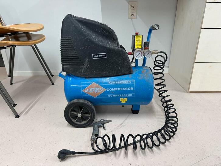 Airpress Compressor HLO 215-25, Doe-het-zelf en Verbouw, Compressors, Gebruikt, 6 tot 10 bar, Minder dan 25 liter, Minder dan 200 liter/min