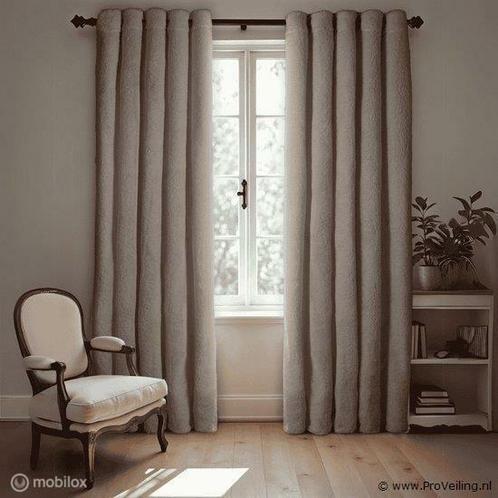 Online Veiling: Teddy verduisterende overgordijnen beige, Huis en Inrichting, Stoffering | Gordijnen en Lamellen, Nieuw