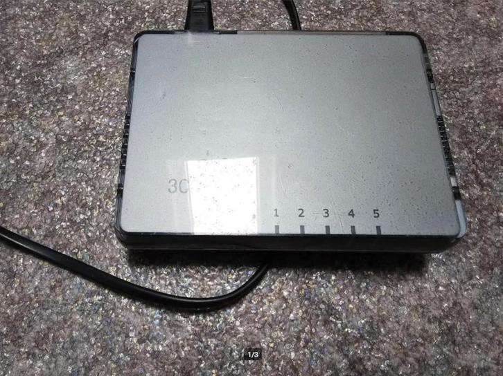 3com switch, Computers en Software, Netwerk switches, Gebruikt, Ophalen of Verzenden