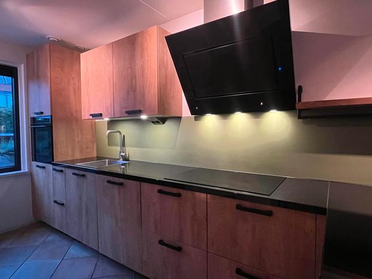 Complete Grando keuken met bar (2021), Huis en Inrichting, Keuken | Complete keukens, Gebruikt, Ophalen