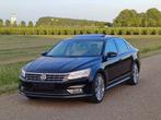 Volkswagen Passat 3.6L V6 Highline /Unieke Auto!/Nieuwstaat!, Automaat, Gebruikt, Beige, Zwart