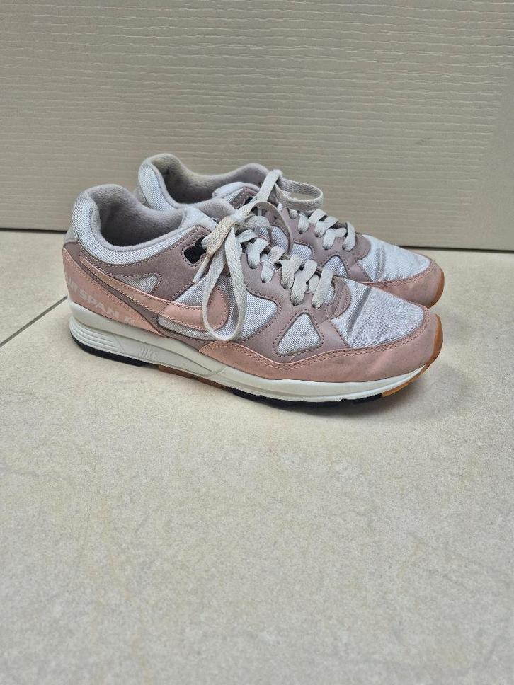 Nike air span 2 dames sneaker 40,5, Kleding | Dames, Schoenen, Zo goed als nieuw, Sneakers of Gympen, Roze, Ophalen of Verzenden