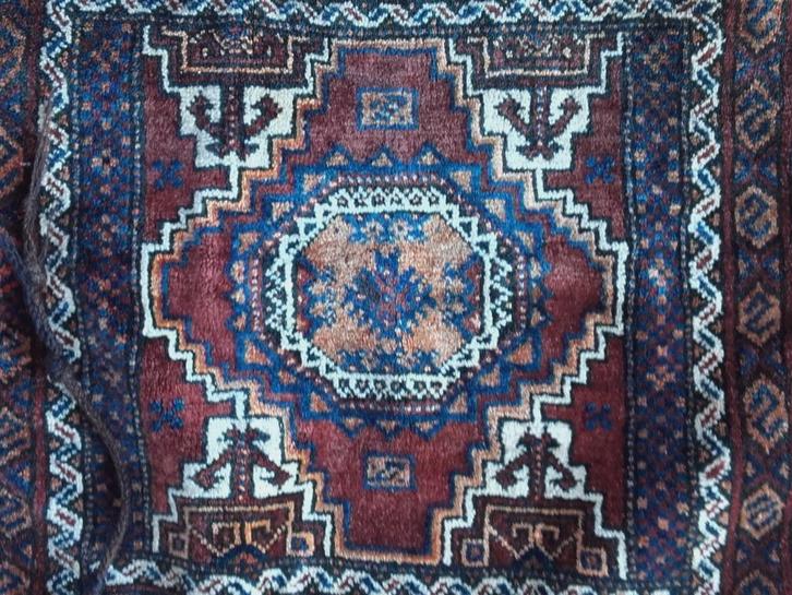 Groot antiek handgeknoopt Perzisch kussen uit Iran 57-69 cm., Antiek en Kunst, Antiek | Kleden en Textiel, Ophalen of Verzenden