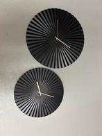 Twee Karlsson Wandklokken, Ophalen, Zo goed als nieuw, Analoog, Wandklok