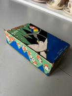 Art deco doosje karton met papegaaienmotief, Ophalen of Verzenden, Gebruikt