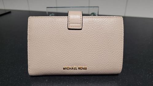 Michael Kors compact lila Portemonnee, Sieraden, Tassen en Uiterlijk, Portemonnees, Zo goed als nieuw, Overige merken, Paars, Ophalen of Verzenden