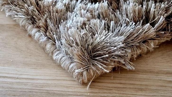 Handgeweven hoogpolig vloerkleed Talence van de Munk Carpets, Huis en Inrichting, Stoffering | Tapijten en Kleden, Zo goed als nieuw